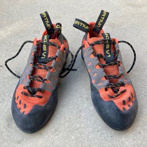 La Sportiva TARANTULACE Climbing Shoes (EUR 41 / US 8.5) - Excellent condition